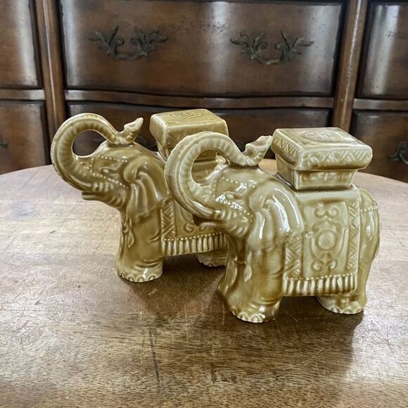 Pair of vintage glazed pottery majolica style petite elephant stands - Picture 4 of 4